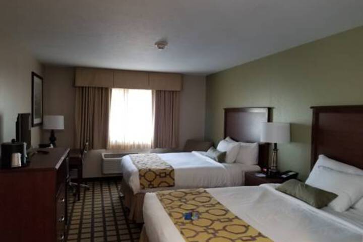 Room 3 of 3