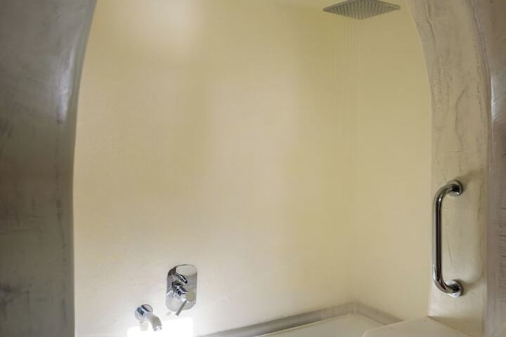 Room 198 of 226