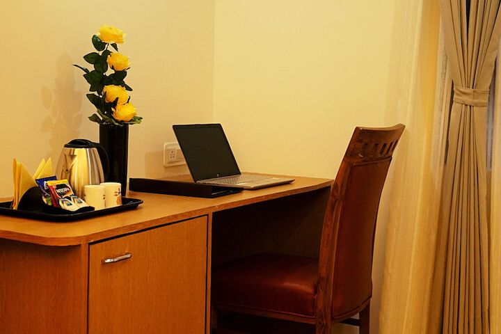 Room 25 of 114