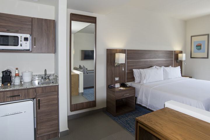 Room 21 of 87