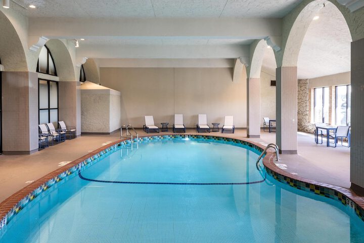Photo of Embassy Suites by Hilton Minneapolis Bloomington Edina Pool