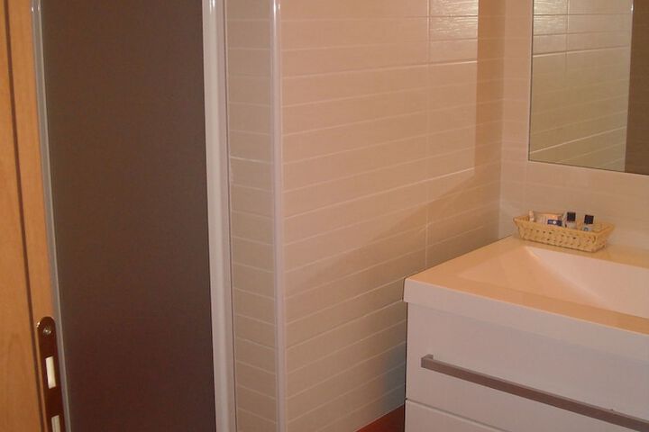 Room 45 of 84