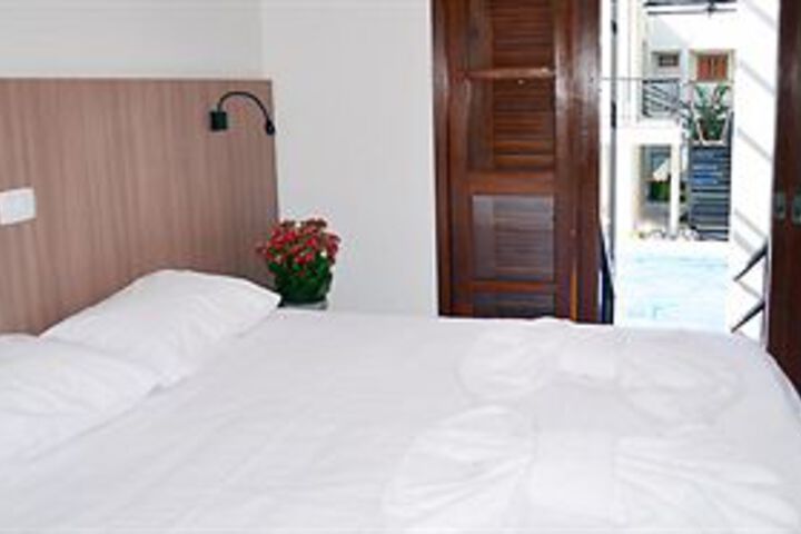 Room 16 of 23