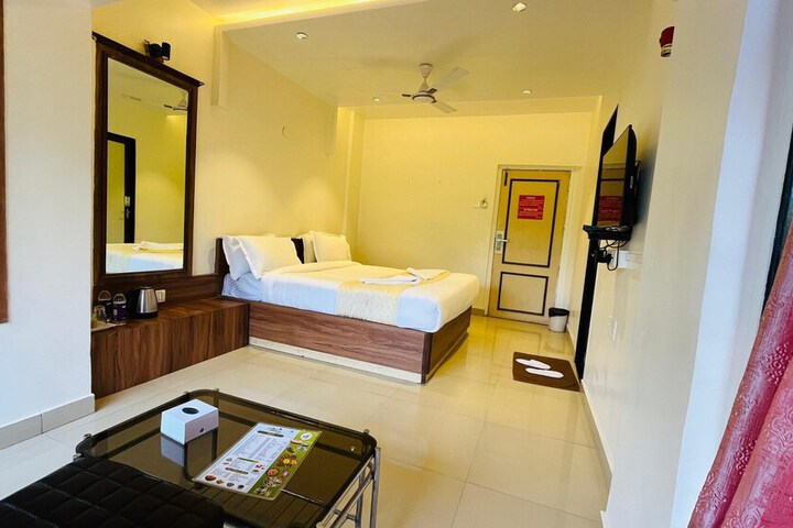 Room 15 of 39