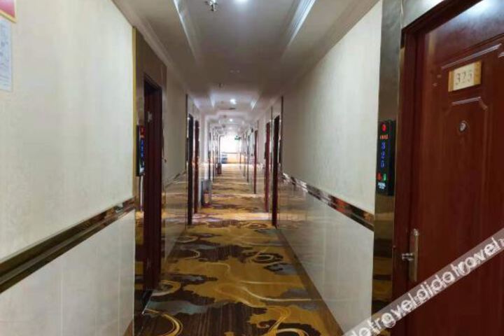 Hotel Interior 4 of 12