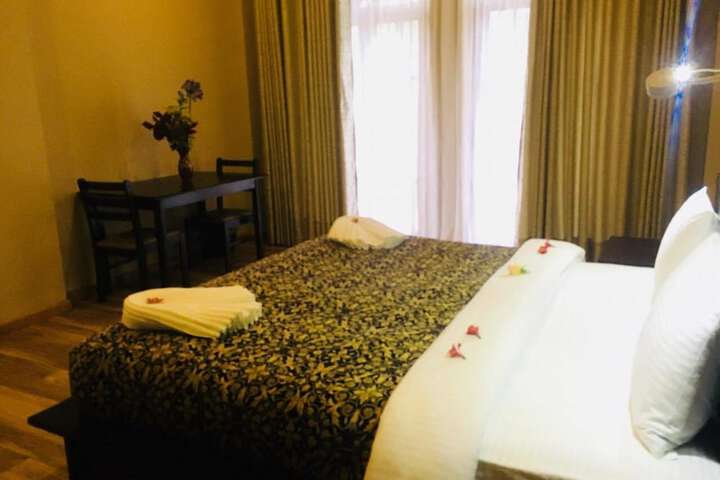 Room 7 of 38