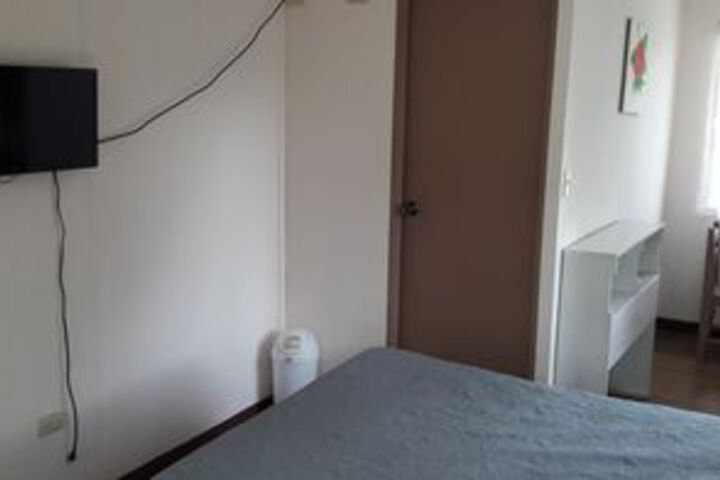 Room 28 of 84