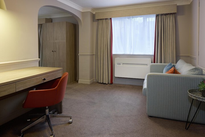 Room 72 of 137