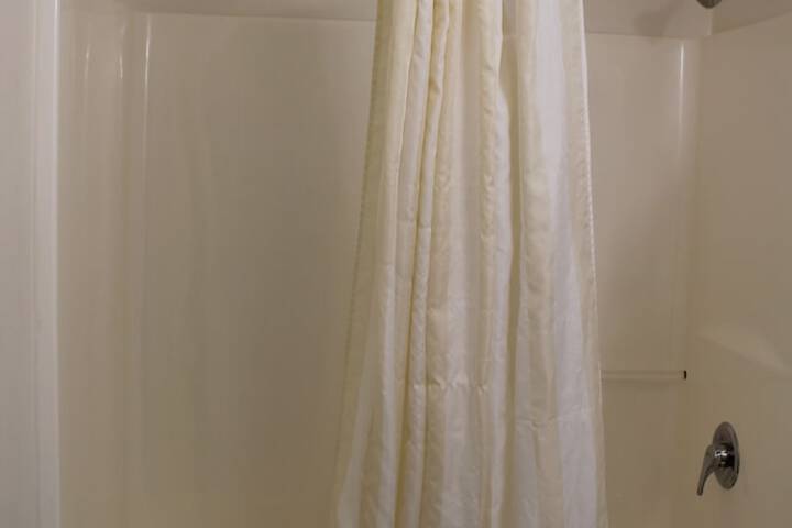 Luxury Single Room (1 of 11)
