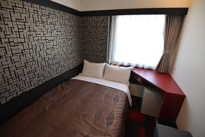 Room 7 of 39