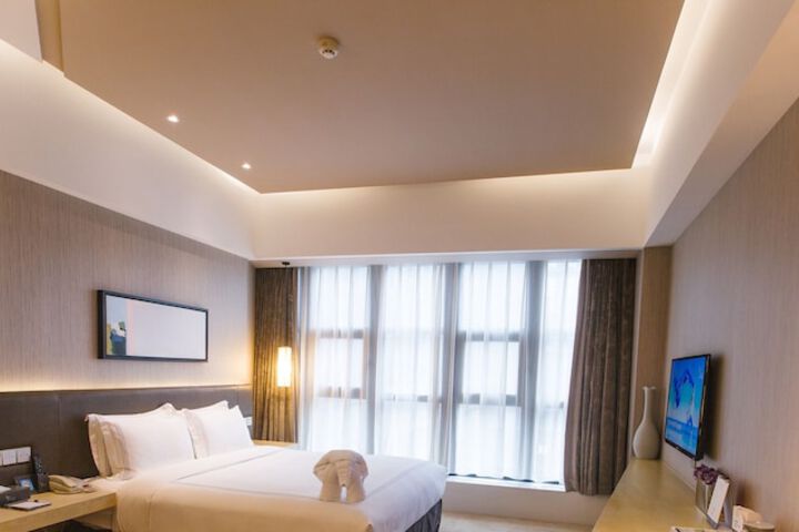 Room 15 of 57
