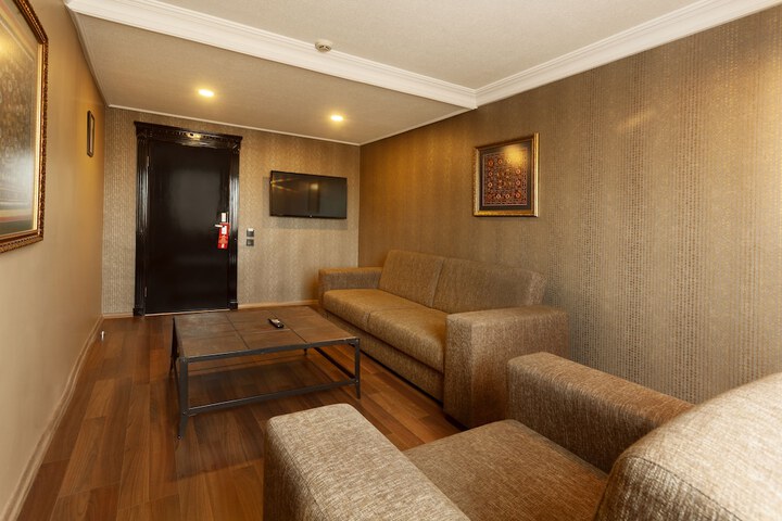 Room 30 of 56