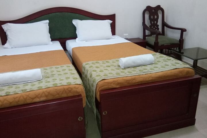 Room 15 of 63