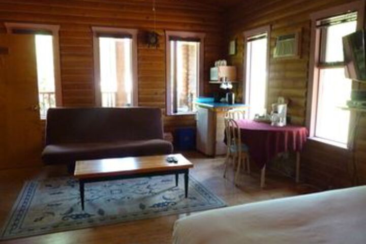 Room 17 of 21
