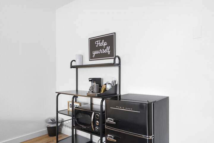 Room 6 of 44