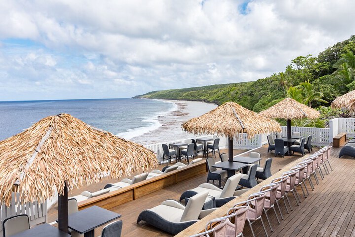 Sundeck 56 of 64