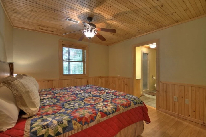 guest_rooms