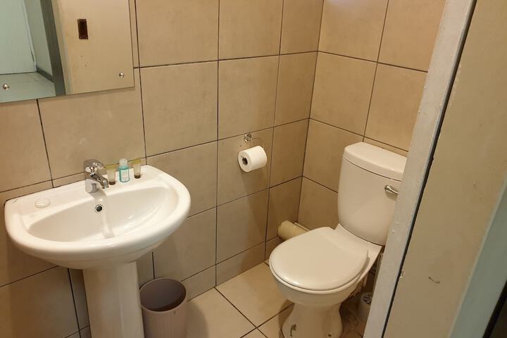 Room 47 of 69