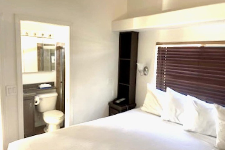 Room 19 of 110