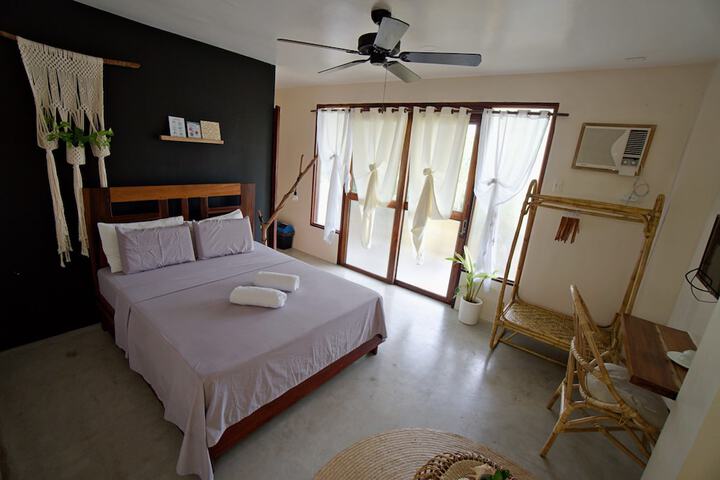 Room 13 of 203