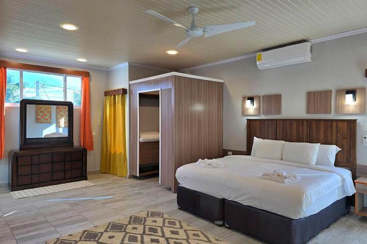 Room 16 of 81