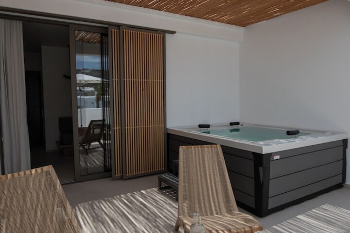 Terrace/Patio 43 of 121