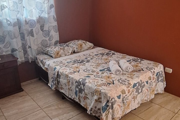 Room 4 of 24