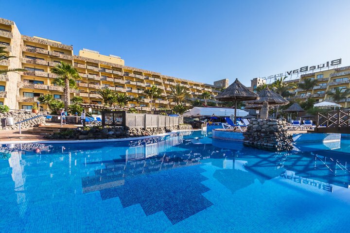 Pool Hotel