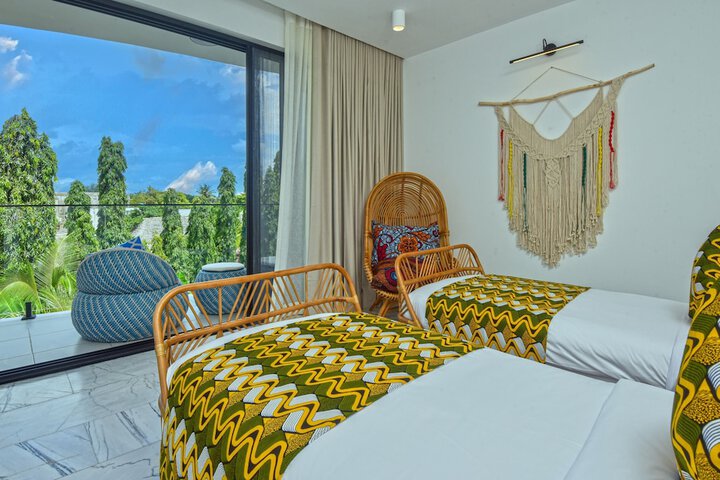 Room 37 of 150