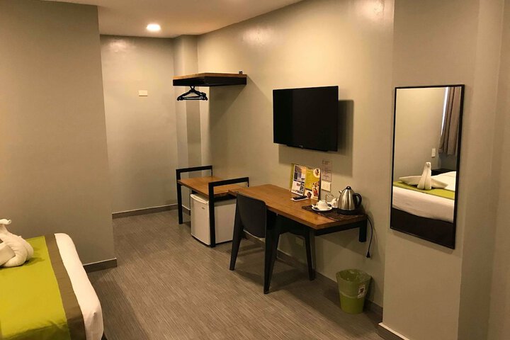 Room 18 of 41