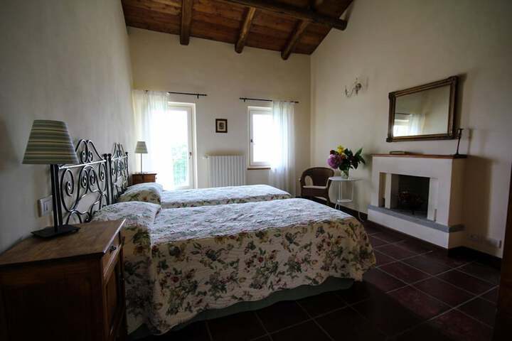 Room 8 of 29