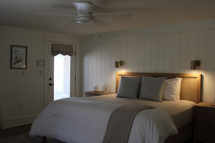 Room 36 of 73