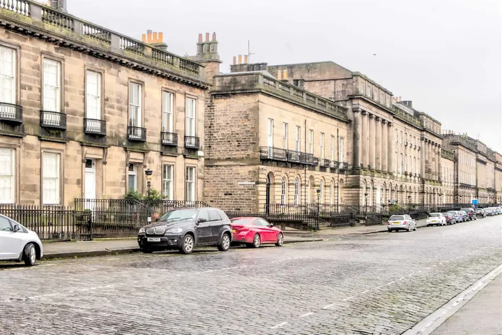 Photo of Stunning 2bdr Georgian Flat