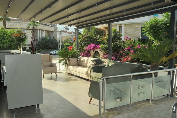Terrace/Patio 25 of 30