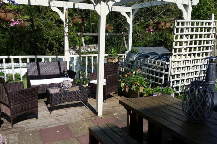 Terrace/Patio 18 of 33