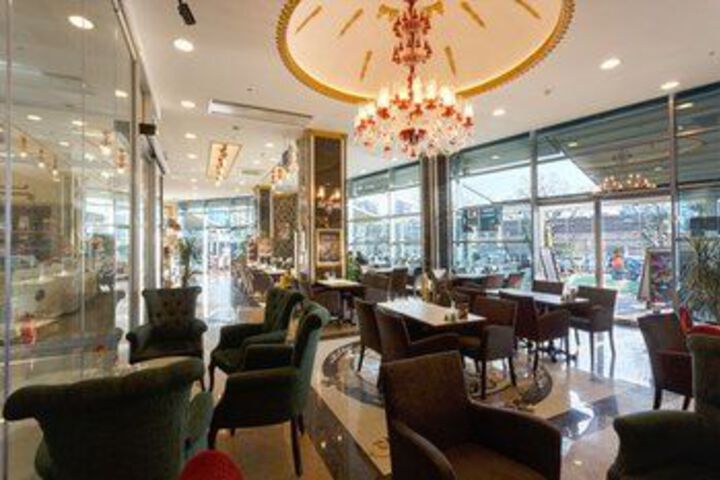 Dining Photos