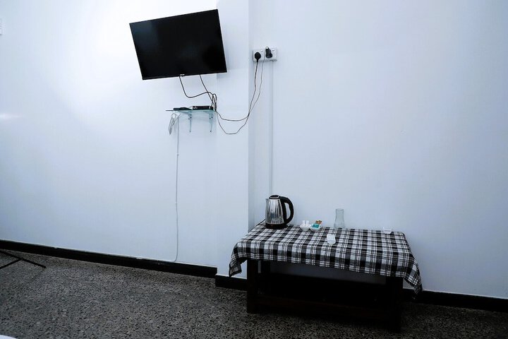 Room 13 of 48