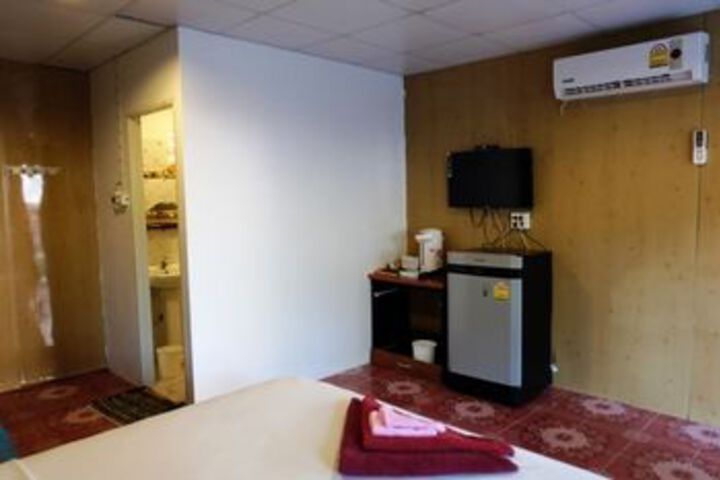 Room 20 of 32