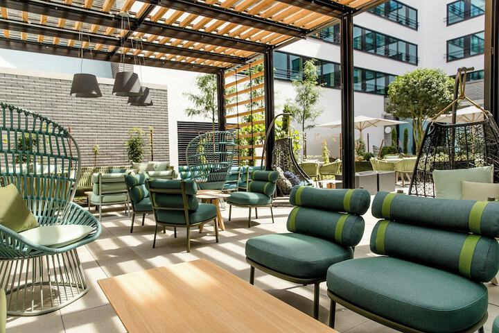 Terrace/Patio 32 of 34
