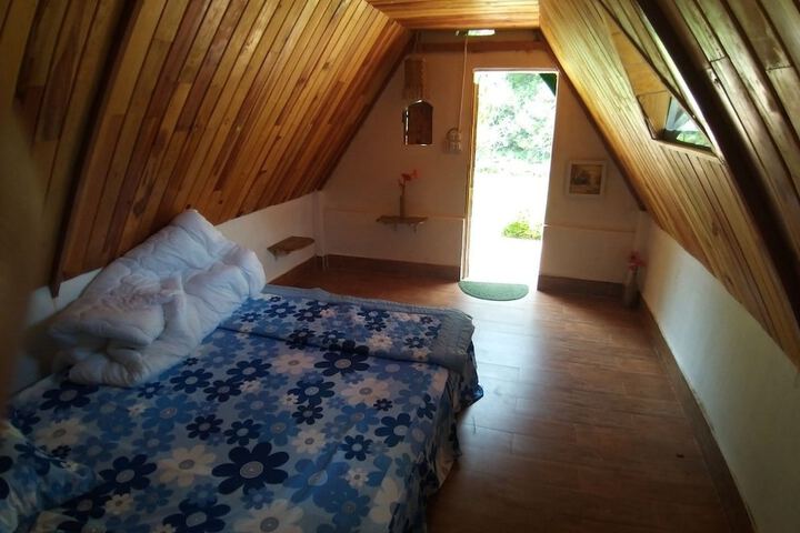 Room 8 of 43