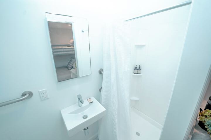 Room 18 of 20