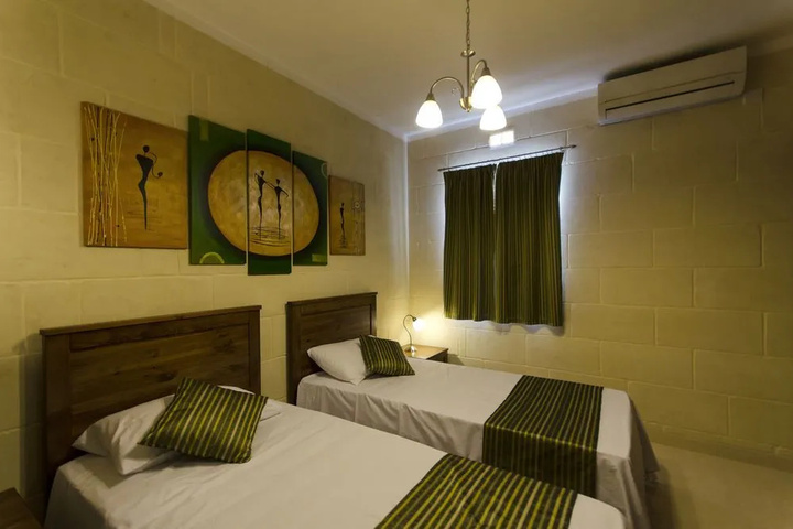 Room 3 of 14