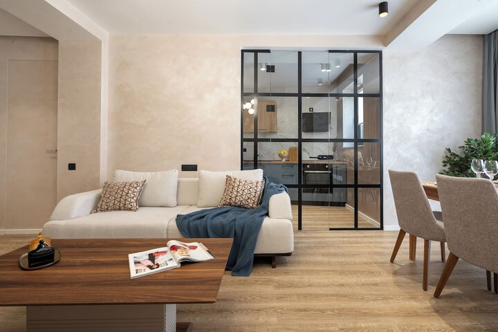 Room 493 of 552