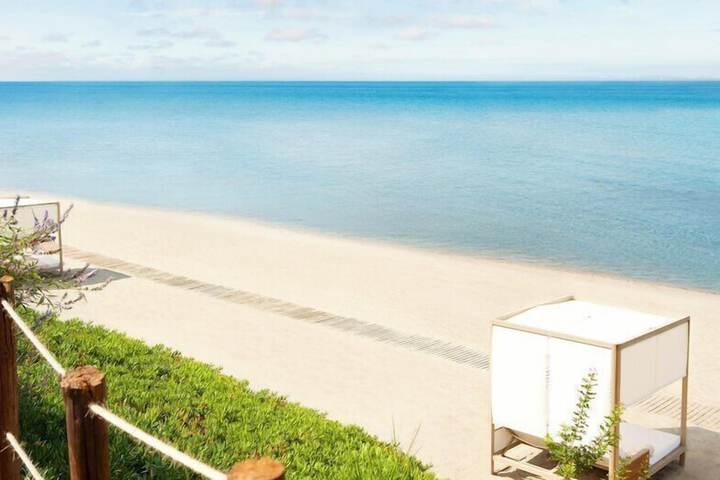 Beach 525 of 611