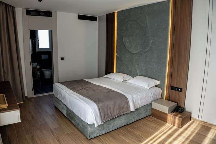 Room 58 of 114