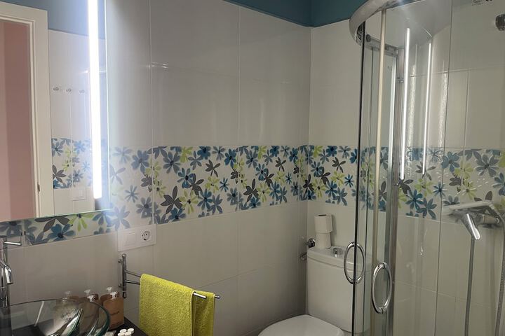 Room 36 of 40