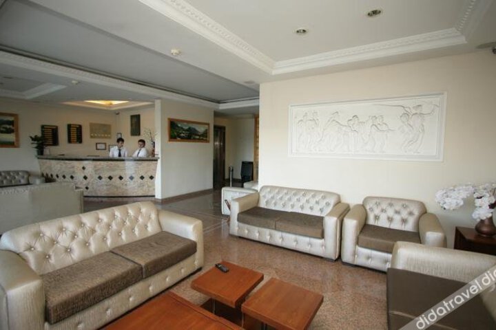 Okutur Otel