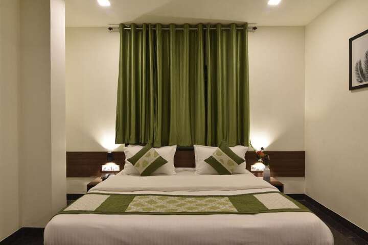 Room 16 of 43