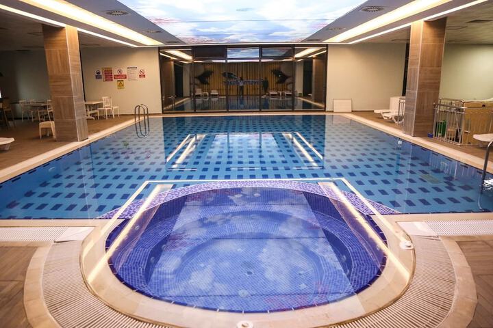 Pool 38 of 87