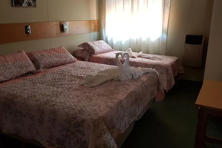 Room 4 of 14
